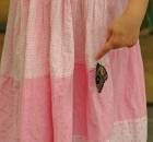 Se-en sommerfugl på min rosa kjole