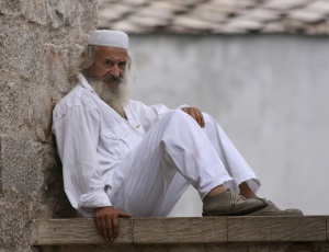 Den hvitkledde mannen i Mostar